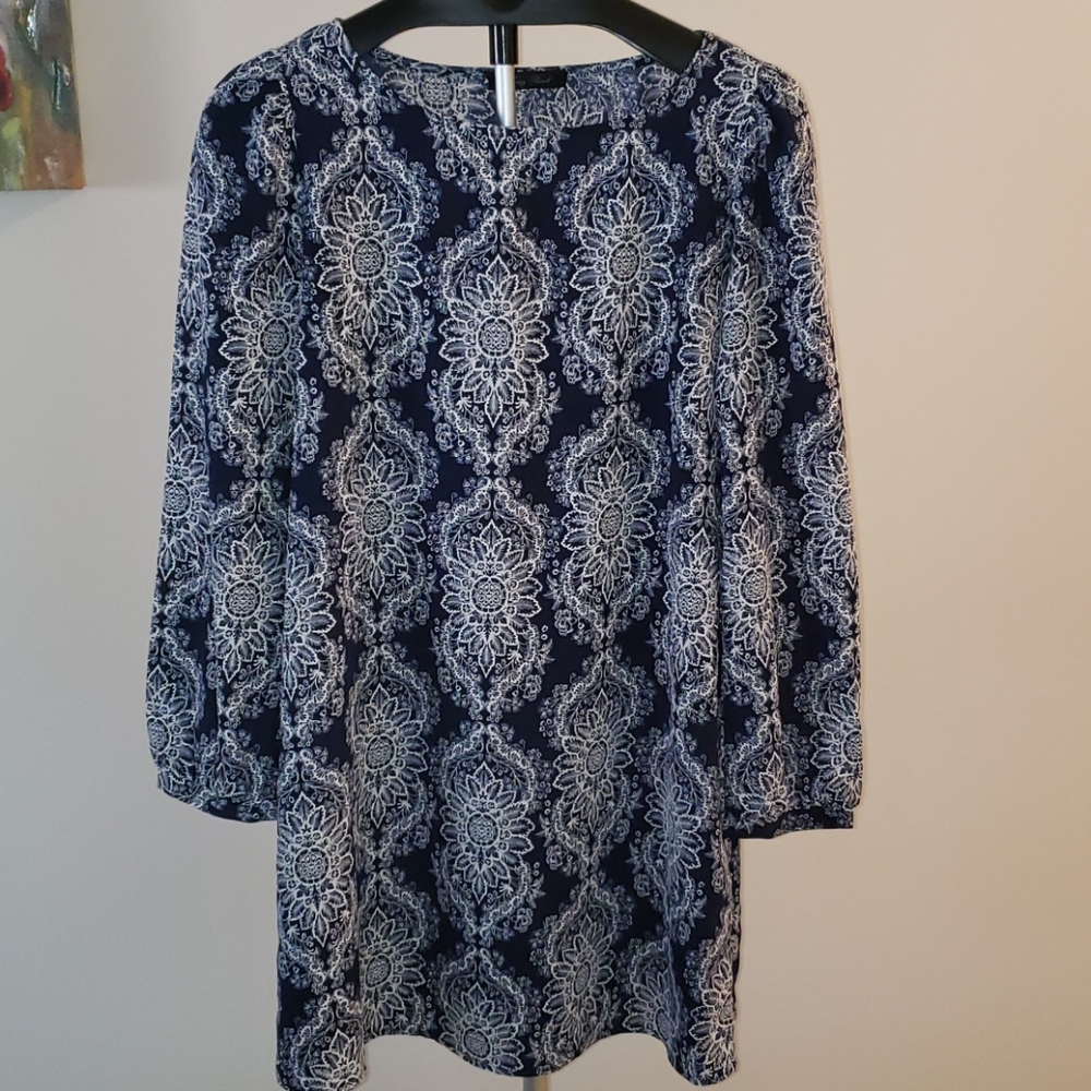 Blue patterned shift dress